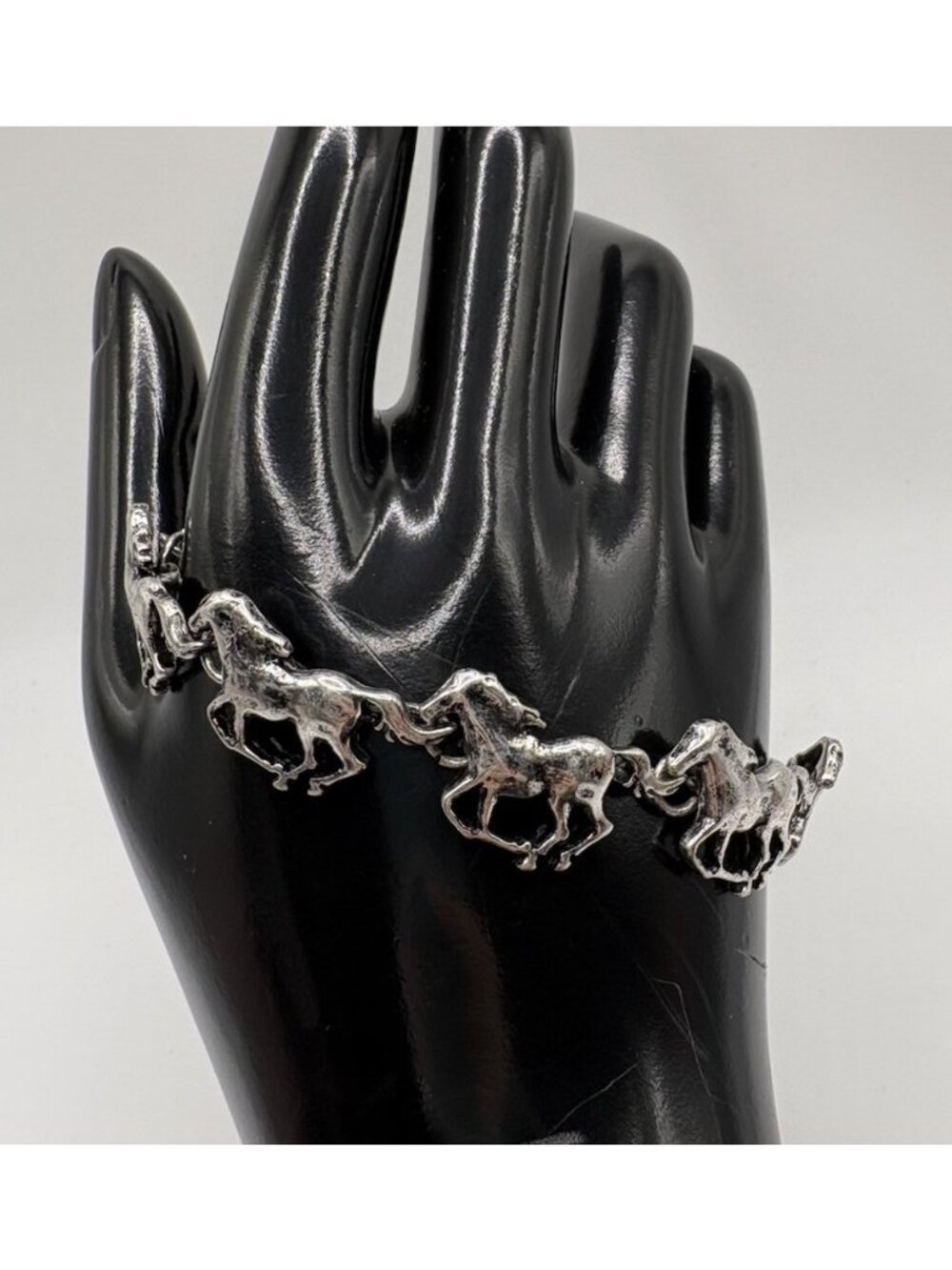 Silver Horse Bracelet Magnetic Closure Clasp Western Country Farm Equestrian